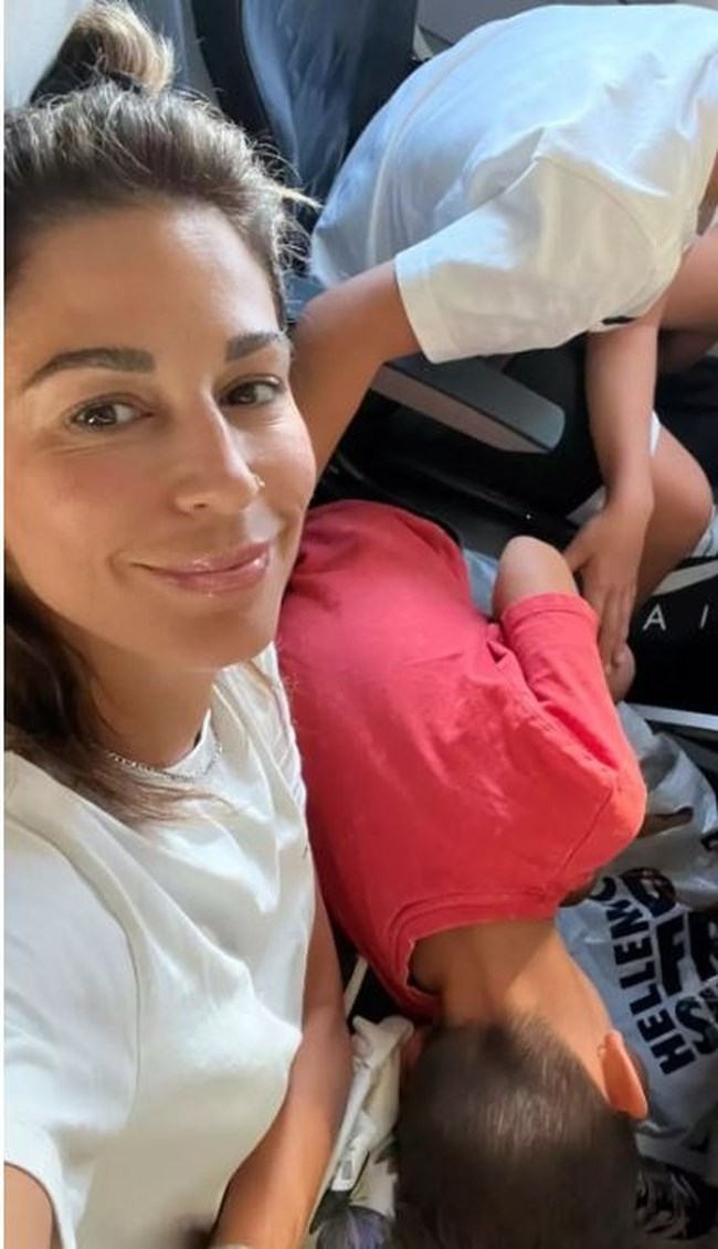 Κατερίνα Παπουτσάκη: Οι πρώτες φωτογραφίες από τις διακοπές της στη Σητεία