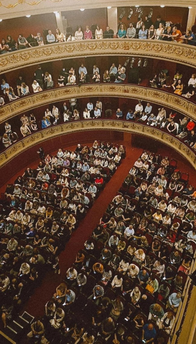 δημοτικο θεατρο πειραια 3214