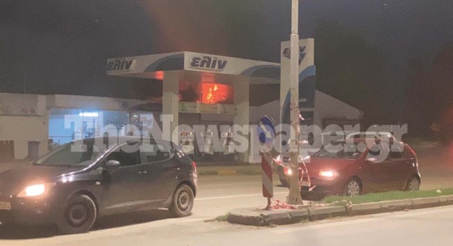 Συναγερμός στον Βόλο: Μεγάλη φωτιά σε αποθήκη, δίπλα σε πρατήριο βενζίνης