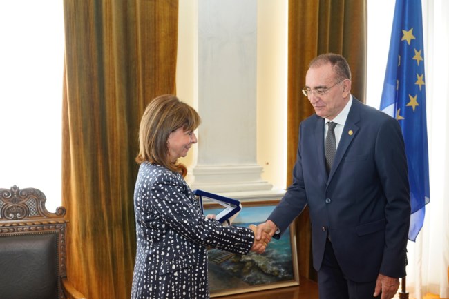 ΣΑΚΕΛΛΑΡΟΠΟΥΛΟΥ ΣΥΡΟΣ