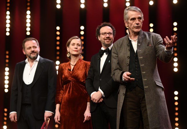 Τζέρεμι Άιρονς: Ξεχάστε όσα έλεγα στο παρελθόν για τις γυναίκες και τις εκτρώσεις