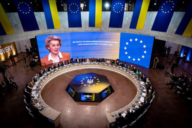 Reuters: H Ευρωπαϊκή Ένωση αναμένεται να υποσχεθεί στην Ουκρανία υποστήριξη και όχι ταχεία ένταξη