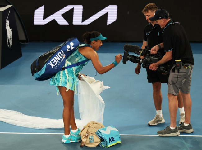 ναομι οσακα