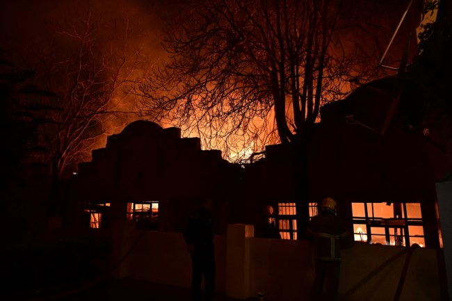 φωτια πατησια εργοστασιο