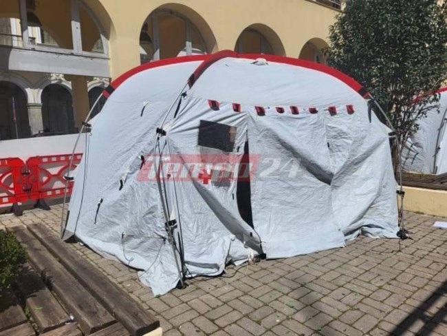 Πατρινό Καρναβάλι: Μικρό νοσοκομείο στήθηκε στην καρδιά της πόλης - Βουλιάζει από επισκέπτες η Πάτρα