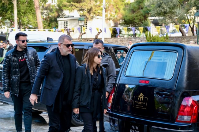 Καρράς