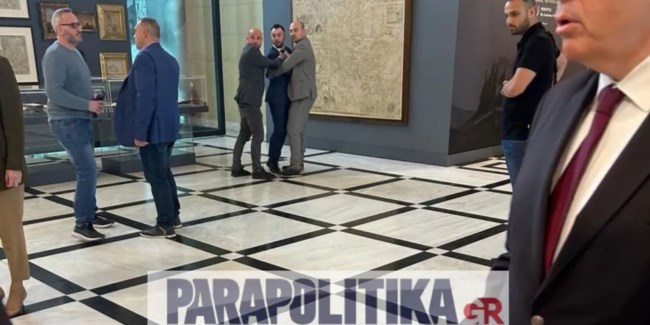 ΦΛΩΡΟΣ ΓΡΑΜΜΕΝΟΣ