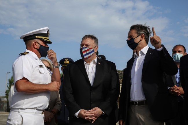 Στην Σούδα Μητσοτάκης και Πομπέο - "Αστακός" η αμερικανική βάση [βίντεο - εικόνες]