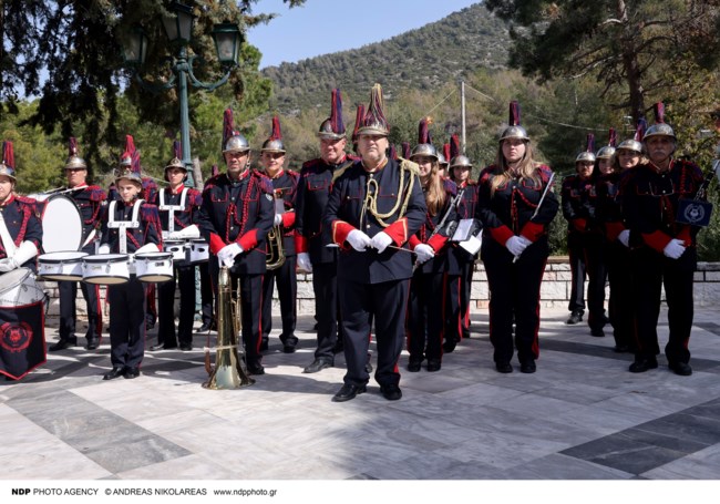 ΦΙΛΑΡΜΟΝΙΚΗ ΛΕΥΚΑΔΑΣ