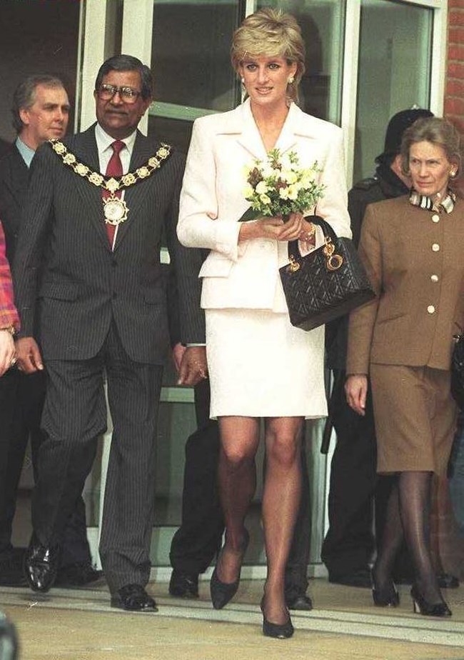 PRINCESS DIANA