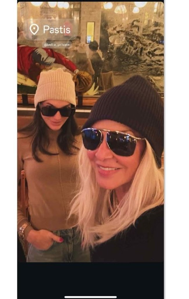 Δήμητρα Κούστα - Άννα Βίσση: Ντυμένες ασορτί σε πασίγνωστο εστιατόριο της Νέας Υόρκης