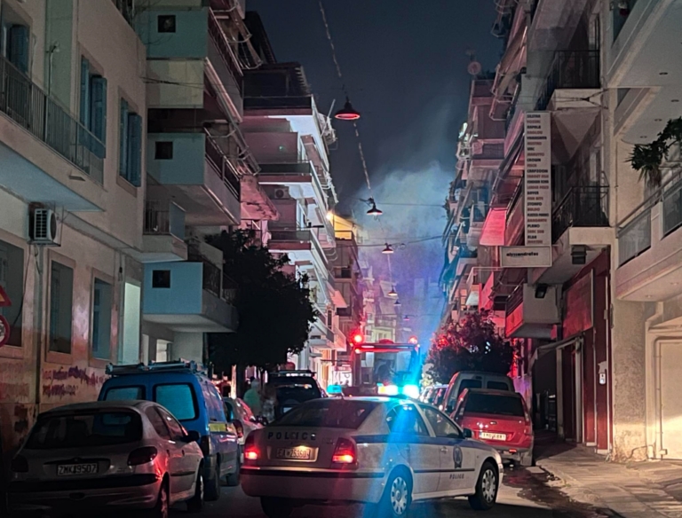 Atena: Un incendiu a izbucnit într-un apartament rezidențial din Kato Patissia