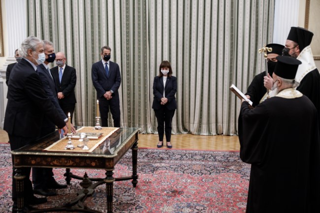 Ορκίστηκε ο νέος υπουργός Κλιματικής Κρίσης Χρήστος Στυλιανίδης - Η πρώτη σύσκεψη με Μητσοτάκη [εικόνες]