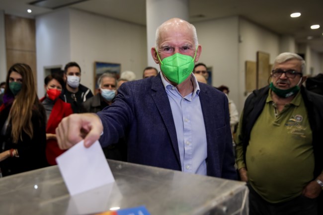 Εκλογές ΚΙΝΑΛ: Ψήφισαν Ανδρουλάκης και Παπανδρέου - Οι πρώτες δηλώσεις των δύο υποψηφίων