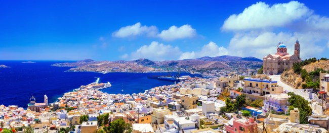 Αποθέωση για αυτά τα 3 κυκλαδίτικα νησιά από διεθνή Μέσα - Μεγάλη τουριστική κίνηση