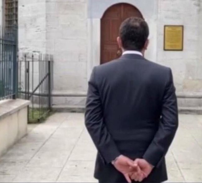Τουρκία: Εισαγγελική έρευνα κατά του Ιμάμογλου για τον τρόπο που... περπάτησε