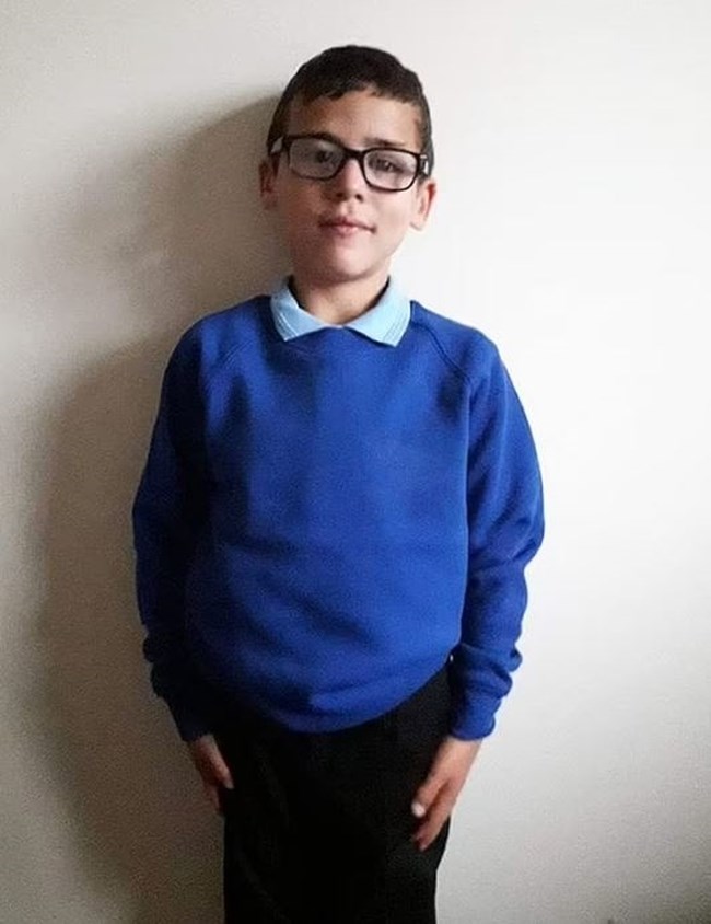 Καταπέλτης η εισαγγελέας για 35χρονη μητέρα που έβλεπε απαθής τον φίλο της να βασανίζει μέχρι θανάτου τον 9χρονο γιο της