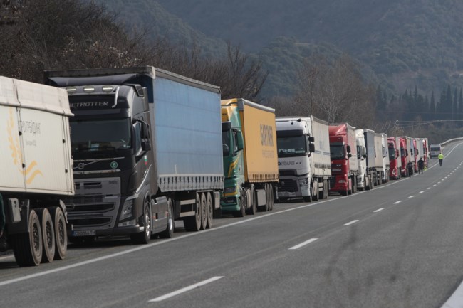 ΠΡΟΜΑΧΩΝΑΣ ΝΤΑΛΙΚΕΣ