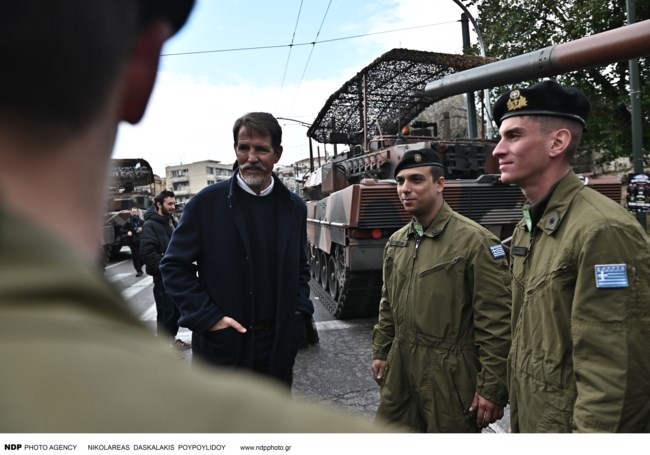 ΠΑΥΛΟΣ ΝΤΕ ΓΚΡΕΣ