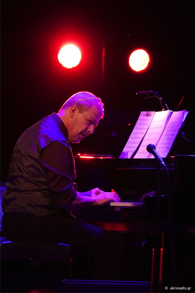 Το Dimitris Kalantzis Quartet επιστρέφει στο Μέγαρο Μουσικής Αθηνών με το "Noir"