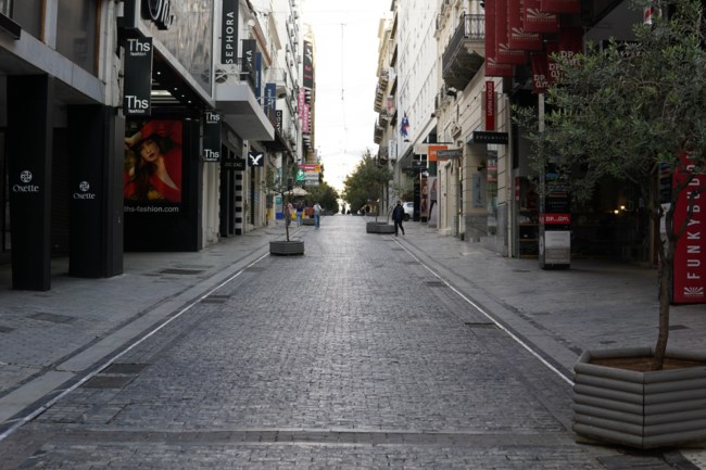 Κλειστά μαγαζιά