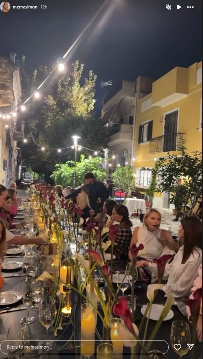 Τζένη Μπαλατσινού: Σε εορταστικό dinner στον Κεραμεικό - Με θέα τα γκράφιτι