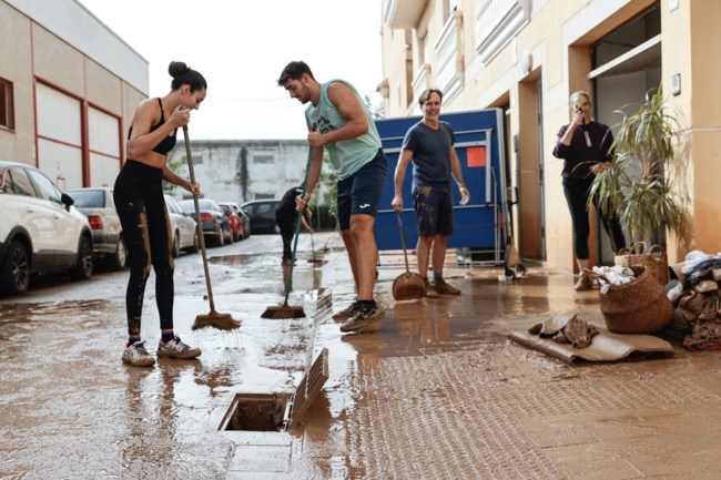 ΙΣΠΑΝΙΑ ΒΑΛΕΝΘΙΑ ΠΛΗΜΜΥΡΕΣ