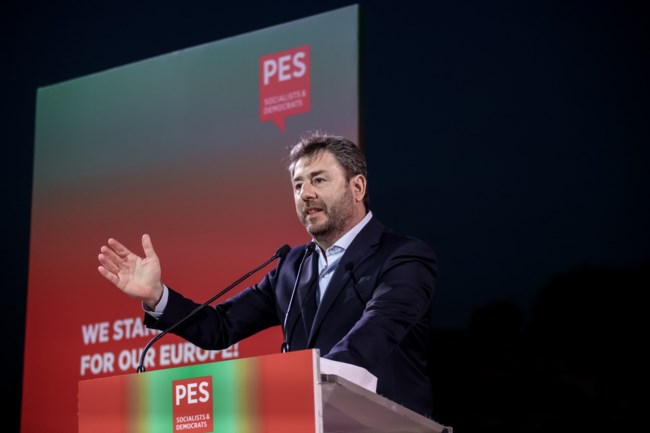 Ο Ανδρουλάκης απορρίπτει την πρόταση Κωνσταντινόπουλου για εκλογή ηγεσίας στο ΠΑΣΟΚ εντός του 2024: "Οχι εσωστρέφεια"