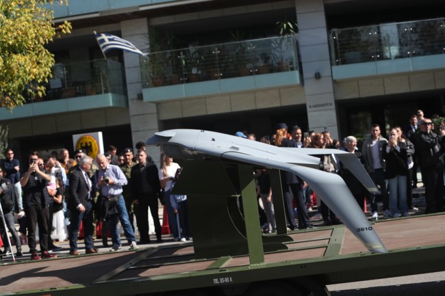 ΘΕΣΣΑΛΟΝΙΚΗ ΠΑΡΕΛΑΣΗ