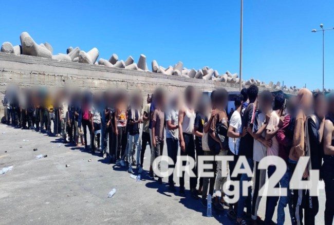 ΜΕΤΑΝΑΣΤΕΣ ΚΡΗΤΗ