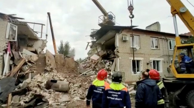 Ρωσία: Τρεις νεκροί, ανάμεσα τους και ένα 11χρονο κορίτσι, μετά από κατάρρευση κτιρίου [Εικόνες - βίντεο]