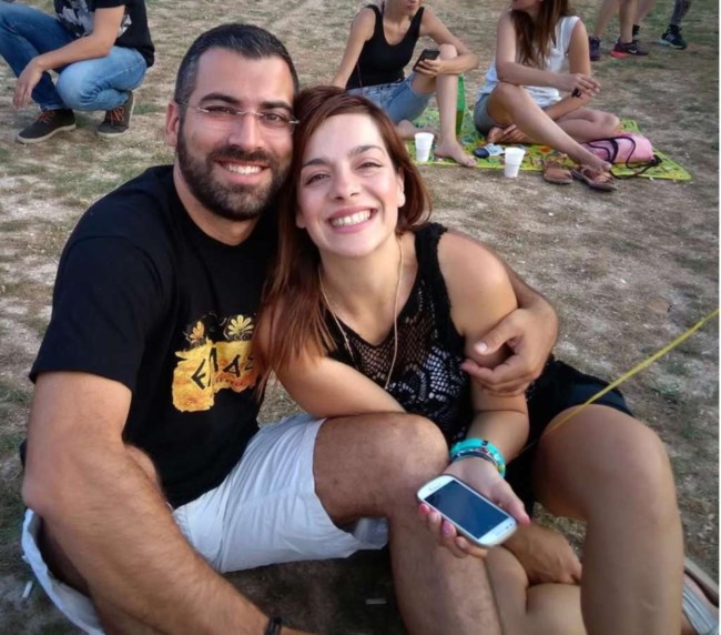 Συγκινεί η ανάρτηση της αδελφής του 45χρονου που σκοτώθηκε μαζί με τη σύζυγό του στην Εύβοια: "Να μας προσέχετε από εκεί ψηλά"