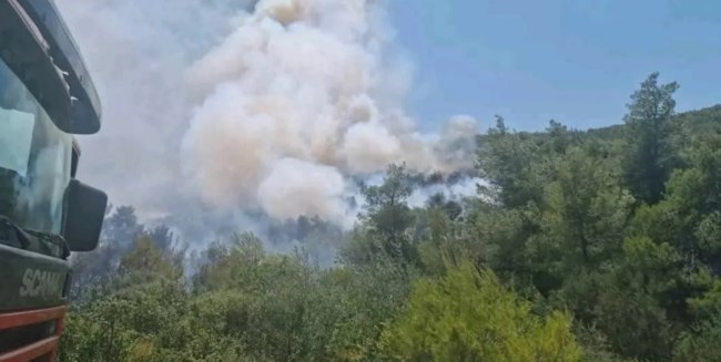 Μεγάλη φωτιά στο Άνω Σούλι: Εκκενώνεται μαζί με τον Μαραθώνα, 112 για το Γραμματικό - Βελτιωμένη η εικόνα