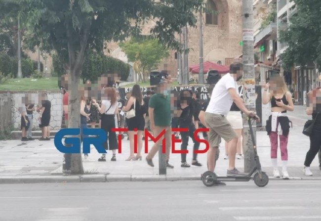 Συγκέντρωση για τη δολοφονία της Καρολάιν στη Θεσσαλονίκη