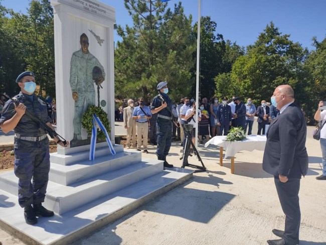 Μνημείο για τον Γιώργο Μπαλταδώρο