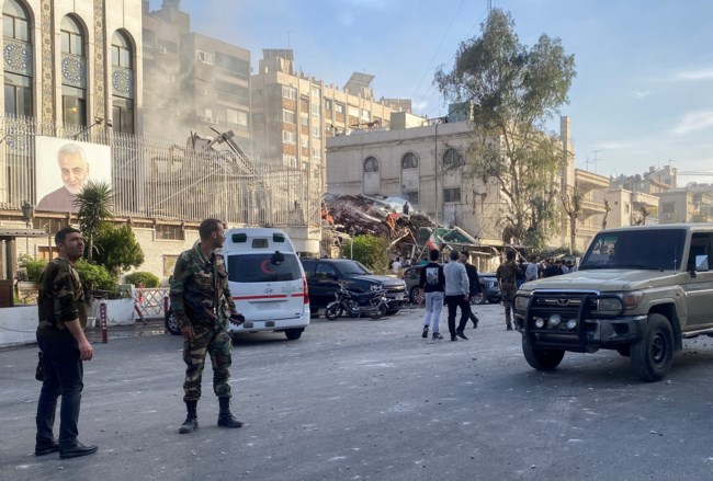 Το Ισραήλ χτύπησε το προξενείο του Ιράν στη Δαμασκό - 8 νεκροί, ανάμεσά τους και διοικητής των Φρουρών της Επανάστασης