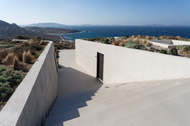 Μια Μυκονιάτικη κατοικία που παραπέμπει στη γλυπτική