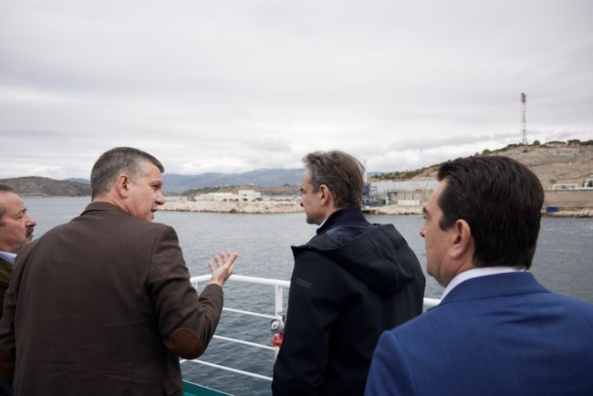 Μητσοτάκης στη Σαλαμίνα: Θα πάμε μπροστά ή θα ξανακυλήσουμε πίσω σε ένα παρελθόν που θέλουμε όλοι να ξεχάσουμε;