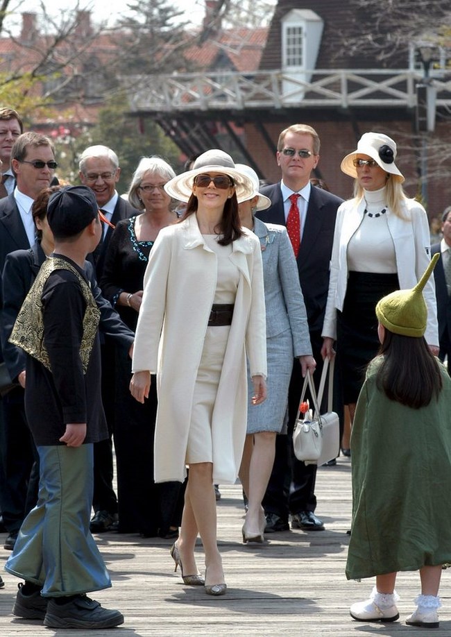 PRINCESS MARY