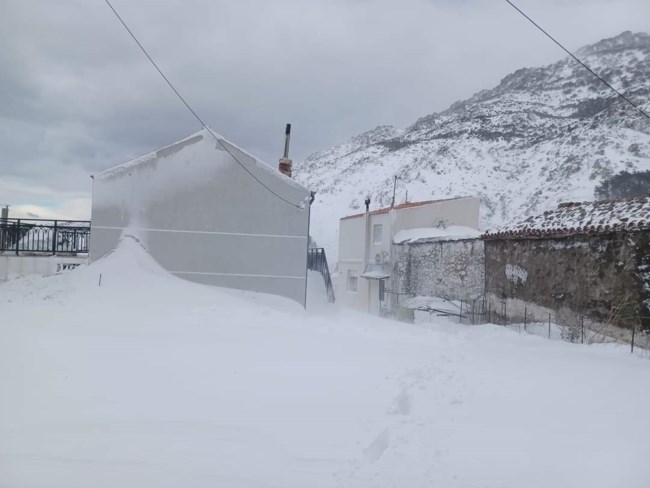 ΧΙΟΝΙΑ ΣΑΜΟΘΡΑΚΗ