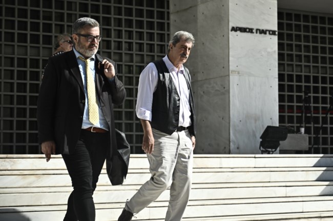 Στην εισαγγελέα του Αρείου Πάγου ο Πολάκης - Για την υπόθεση του ΚΕΕΛΠΝΟ και της Αθηνάς Λινού