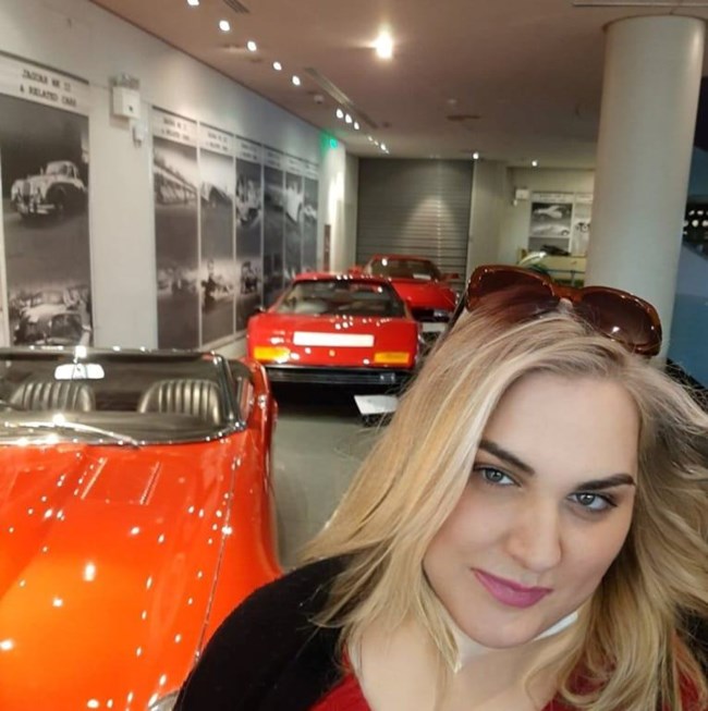 Η τραγωδία στο Παγκράτι: Πώς η 36χρονη Τζανετίνα βρέθηκε στο κενό, προσπαθώντας να περάσει στο διαμέρισμά της από το διπλανό μπαλκόνι