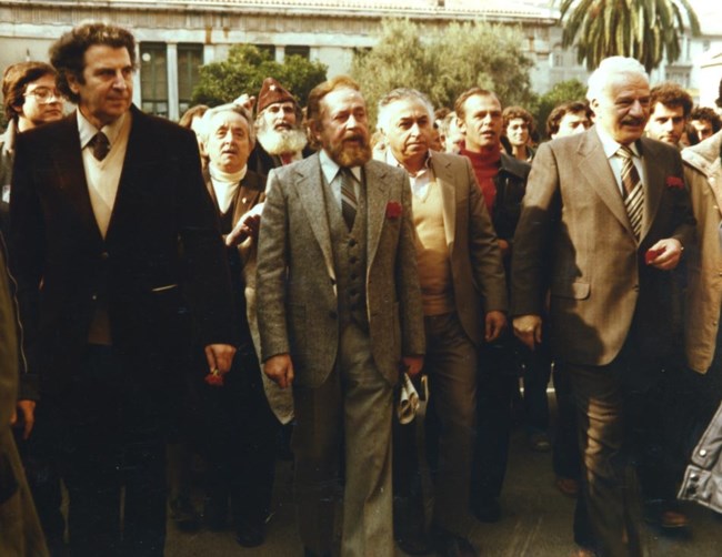 ΜΙΚΗΣ ΘΕΟΔΩΡΑΚΗΣ