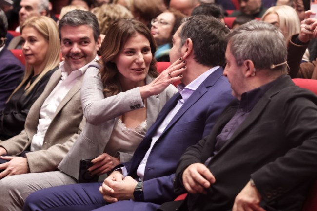 ΤΣΙΠΡΑΣ ΜΠΑΖΙΑΝΑ