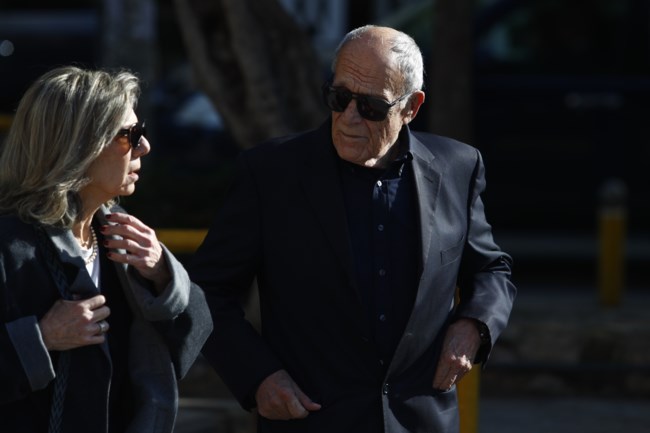 Κηδεία Κώστα Χαρδαβέλλα
