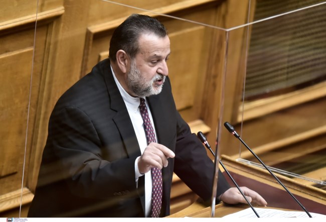 Βασίλης Κεγκέρογλου