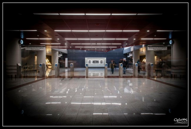 Ο "Επιτάφιος" του Τάσσου στον σταθμό Μετρό της Νίκαιας [εικόνες]