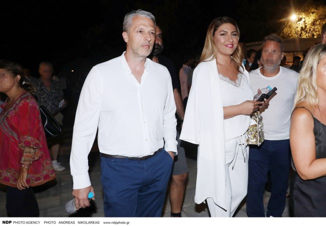 ελενα παπαριζου