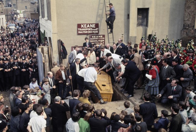 Μικ Μίνι: Η απίστευτη ιστορία του εργάτη που έμεινε θαμμένος ζωντανός σε φέρετρο για 61 ημέρες [εικόνες - βίντεο]