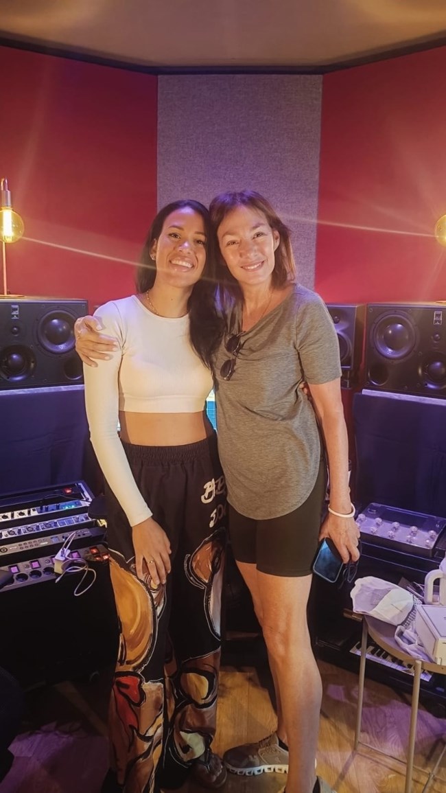 Όταν το χρώμα γίνεται μουσική: το "Alma" στον ελληνικό ημιτελικό της Eurovision Sing for Greece